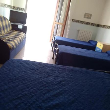 Al Centro Bed & Breakfast Фонди Екстериор снимка