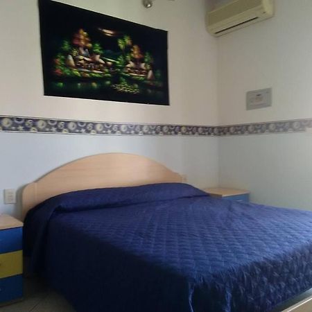 Al Centro Bed & Breakfast Фонди Екстериор снимка