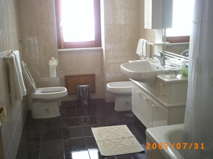 Al Centro Bed & Breakfast Фонди Екстериор снимка
