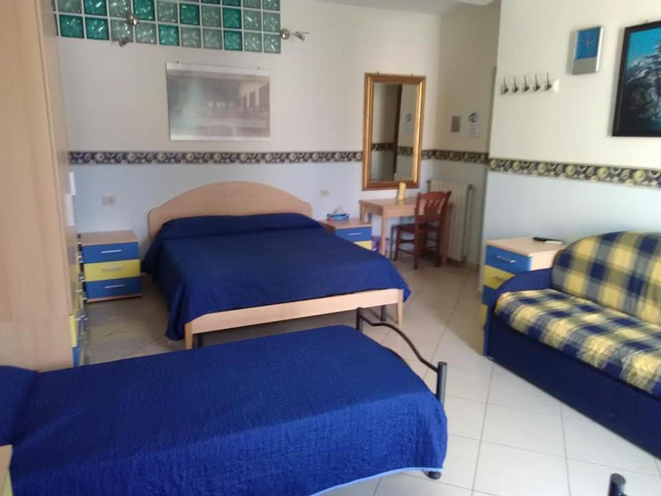 Al Centro Bed & Breakfast Фонди Екстериор снимка